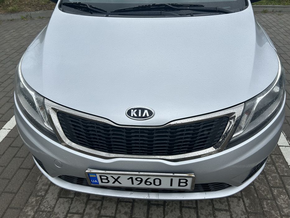 KIA RIO.