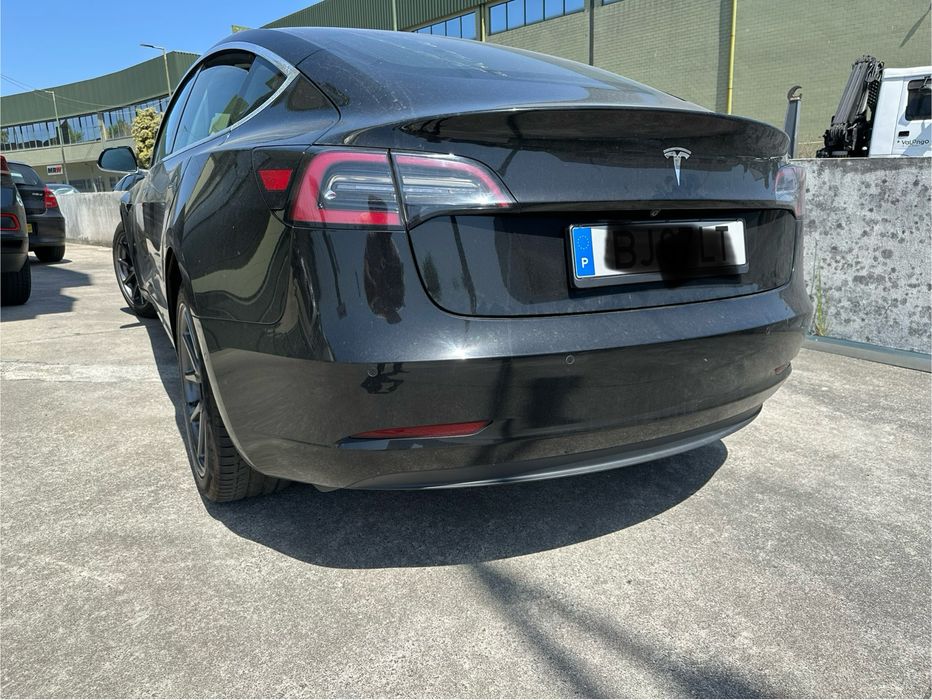 Tesla Model 3 SR+ - Oportunidade