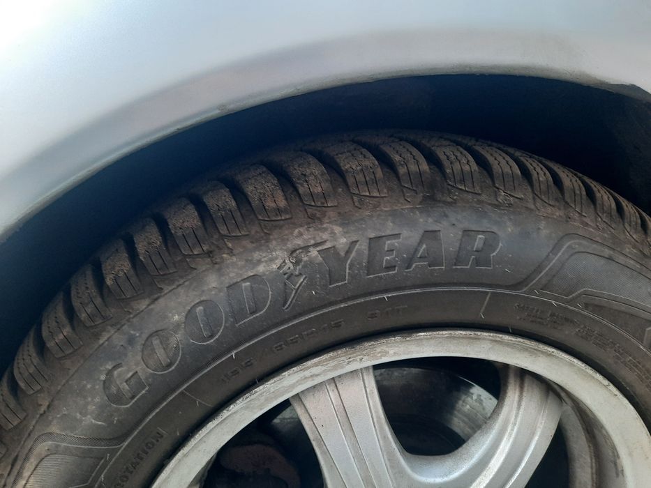 Mitsubishi Lancer 1.6 АВТОМАТ