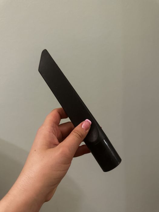 Końcówka zassawka zwężona do odkurzacza czarna srednica 3,5 cm