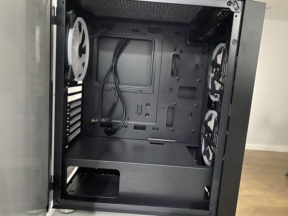 Caixa Aerocool Graphite RGB Nova