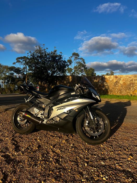 Yamaha R6 2007 – Full extras | Ideal para serra | Bem estimada