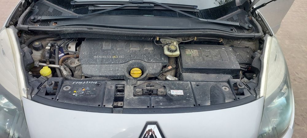 Авто Renault Scenic 2010р