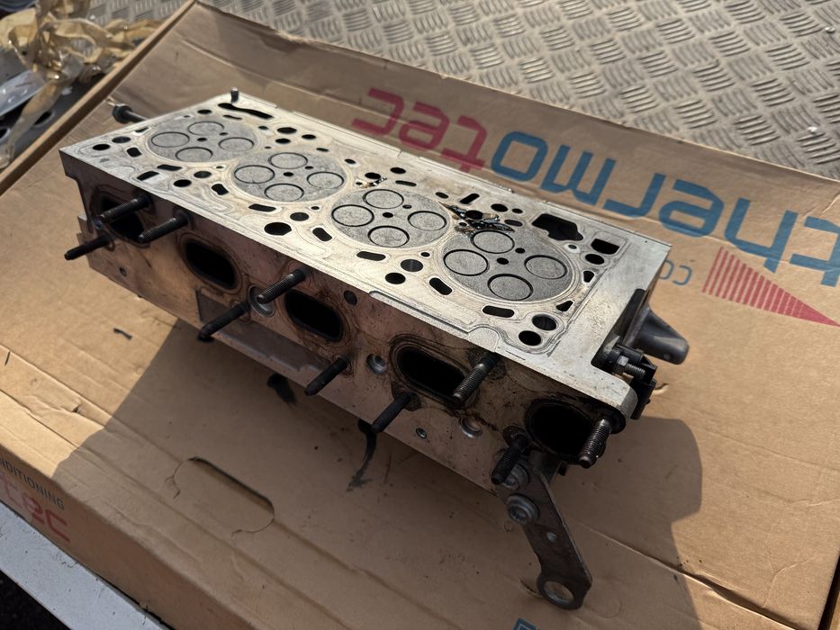 Głowica oryginał Volkswagen 04L103064F sprawna 1.6 TDI