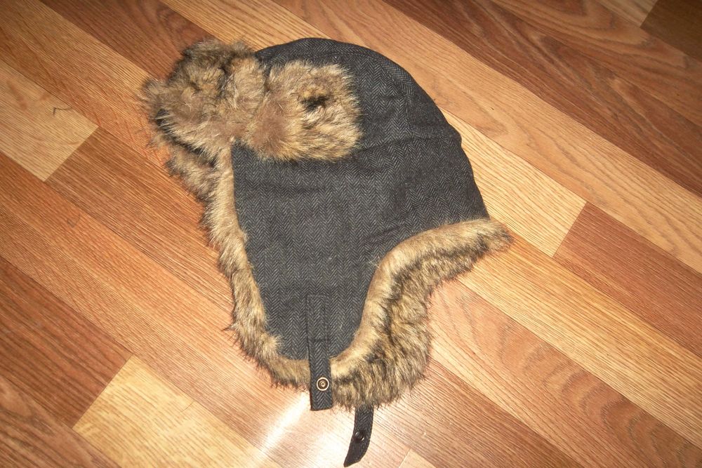 Фирменная шерстяная шапка-ушанка GAP