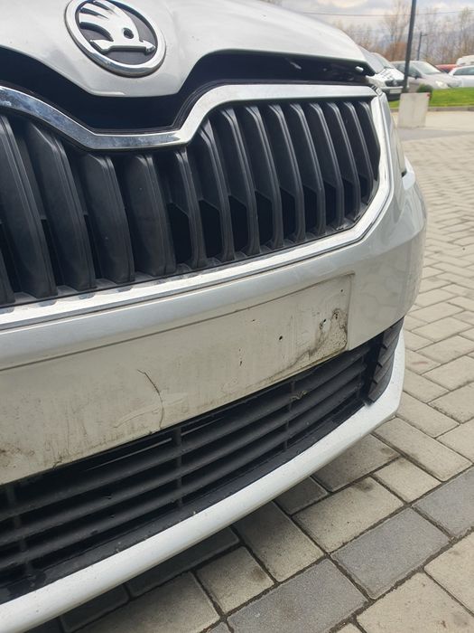 Бампер передній Skoda Octavia a7 шкода а7 дорестайл LA7W