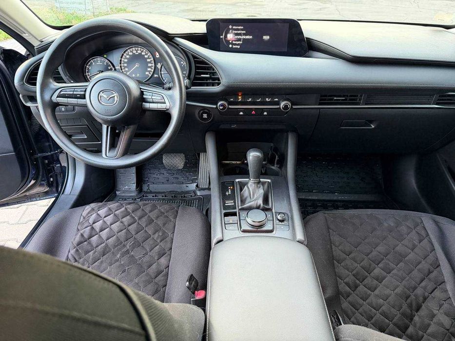авто Mazda 3 2020  седан USA ціла