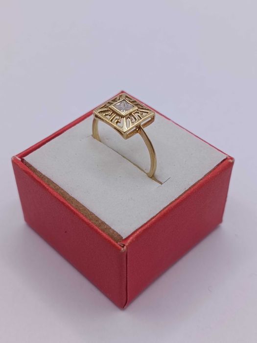 Złoty Pierścionek Z Kamieniem Cyrkonia R.18 Złoto PR333 8K 3942/11/25l