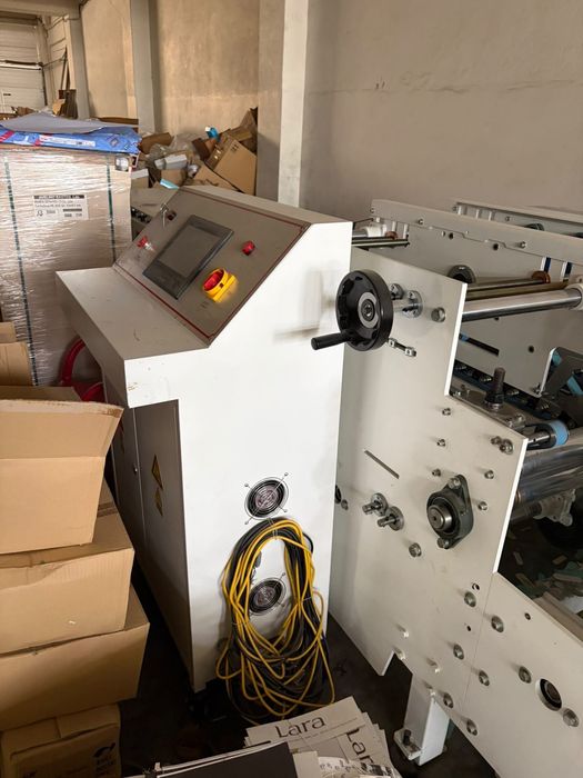 Plegadora Encoladora Automática UNITEC PE1100D | 2021 | Nunca Utilizada | Estado Novo