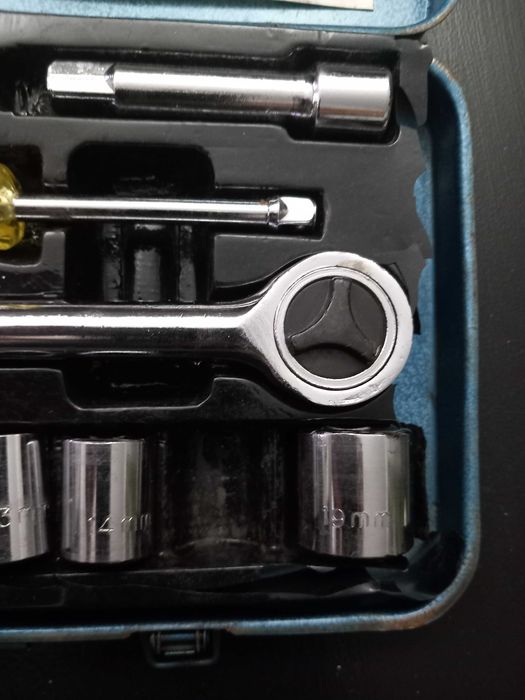 Conjunto com 20 peças de chave de caixa, roquete e adaptadores