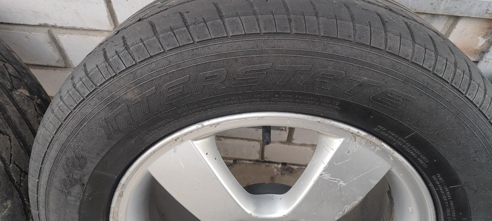 Продам колеса в сборе на хюндай туксон R16