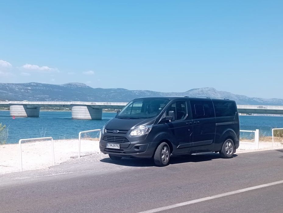 Bus 8-osobowy wynajmę