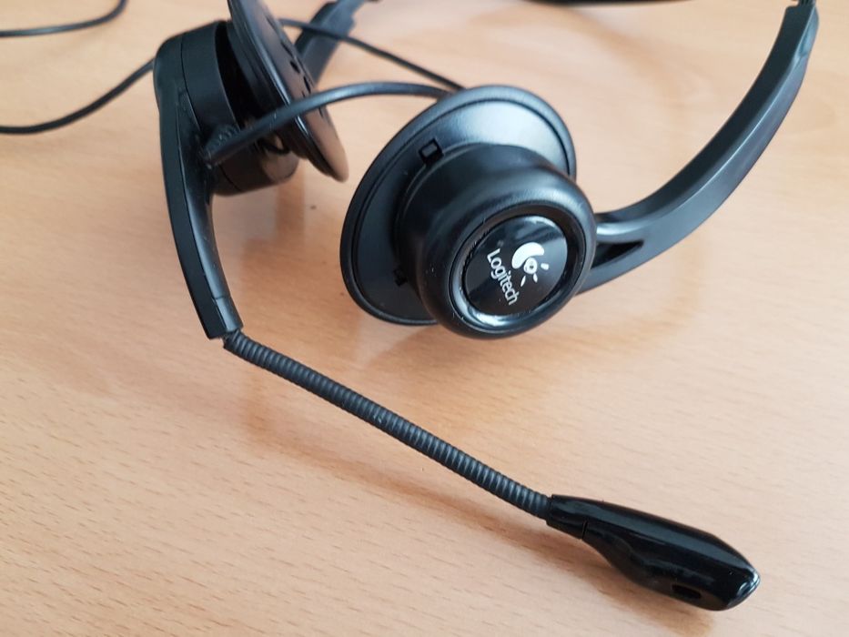 Słuchawki komputerowe x mikrofonem Logitech stan bardzo dobry