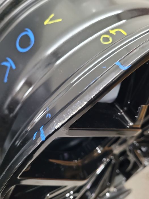 Felgi alu Wheelworld WH37 5x112 18" 8J ET40 A3, A4, Golf, Octavia