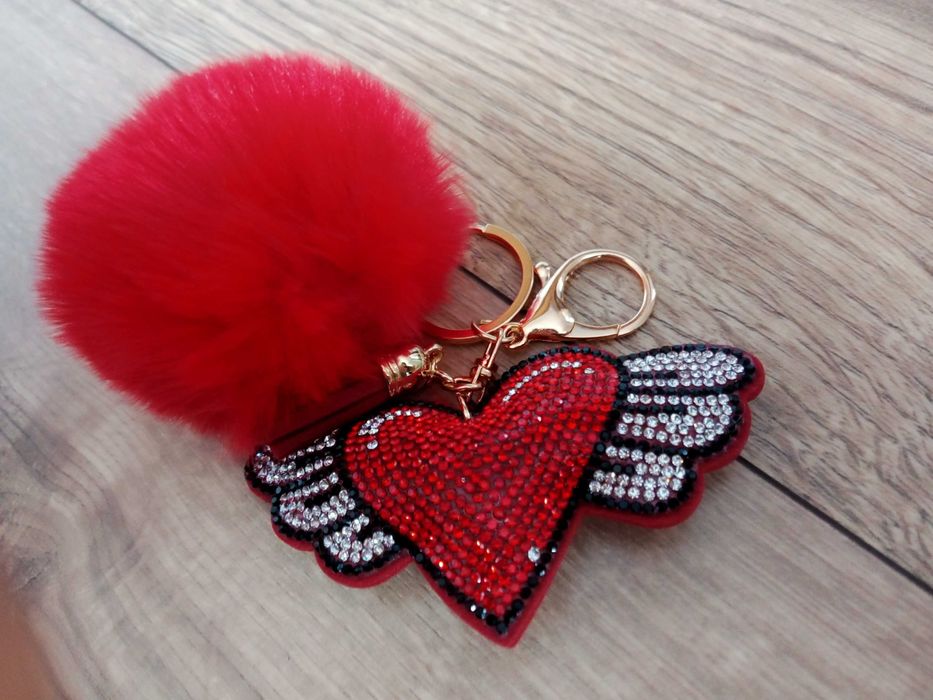 Brelok pompon do kluczy torebki cyrkoniowe serce