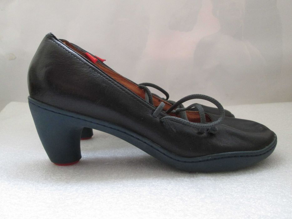 CAMPER buty damskie czarne skóra  r. 39