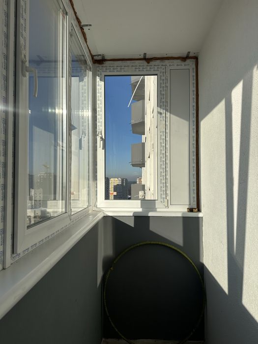 Продам 3-кімнатну квартиру по вул.Симона Петлюри,21Б (Атлант)