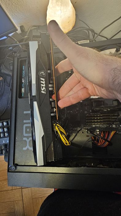 PC Gamer TOP + Monitor Dell 24’’ – i5-12400F • RX 6600 XT • 64GB