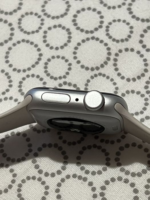 Apple Watch SE (2nd generation) 40mm64737705957249124