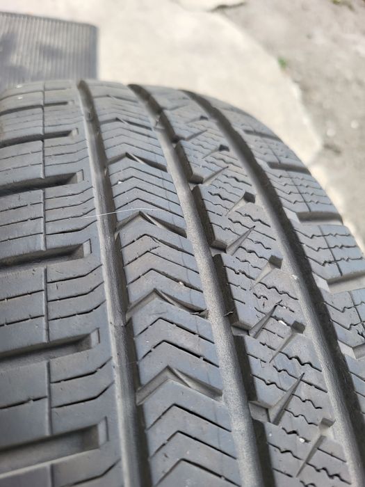 185/70R14 88T Vredestain Quatrac 5,Całoroczne,2szt