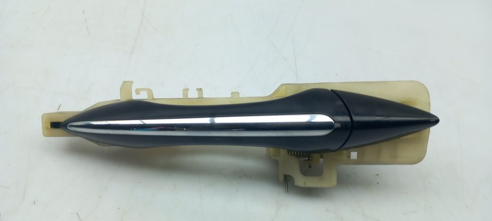 Puxador porta frente esquerda HYUNDAI i40 (VF)