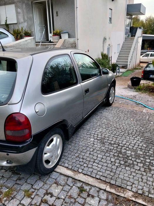 Vendo Opel corsa b td