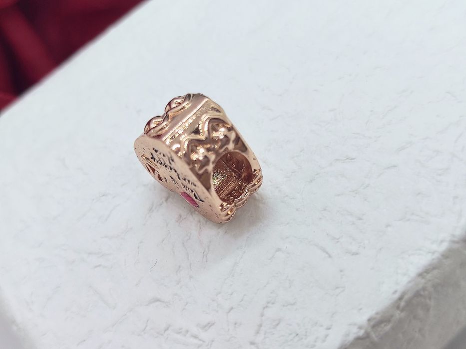 Charm's szczęśliwe serce domu dwustronny S925 rose gold