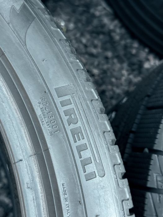 285 35 22 Pirelli Scorpion Winter 95% 2025 Шини Зима