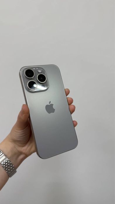 Iphone 15 pro 256 gb (natural titanium)