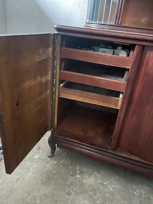 Drewniany kredens PRL z nadstawką w swietnym stanie