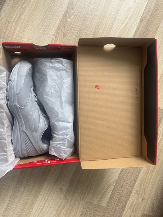 Нові кросівки Saucony Integrity Walker 3 розміру 47,5