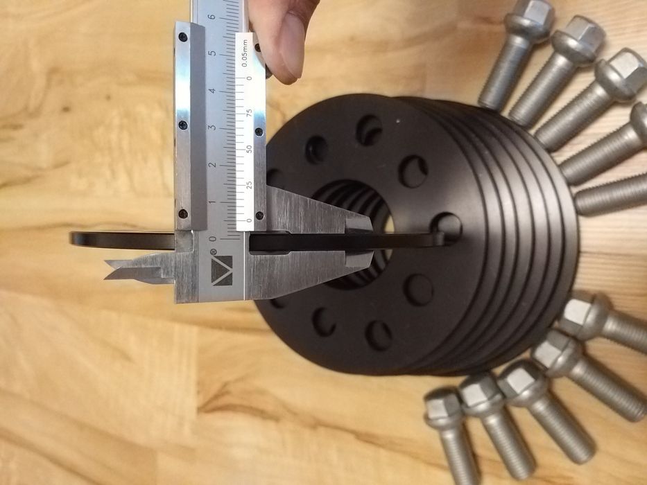 Проставки 5мм 0,5см PCD 5x112-100 DIA 57.1 для Audi Volkswagen Skoda