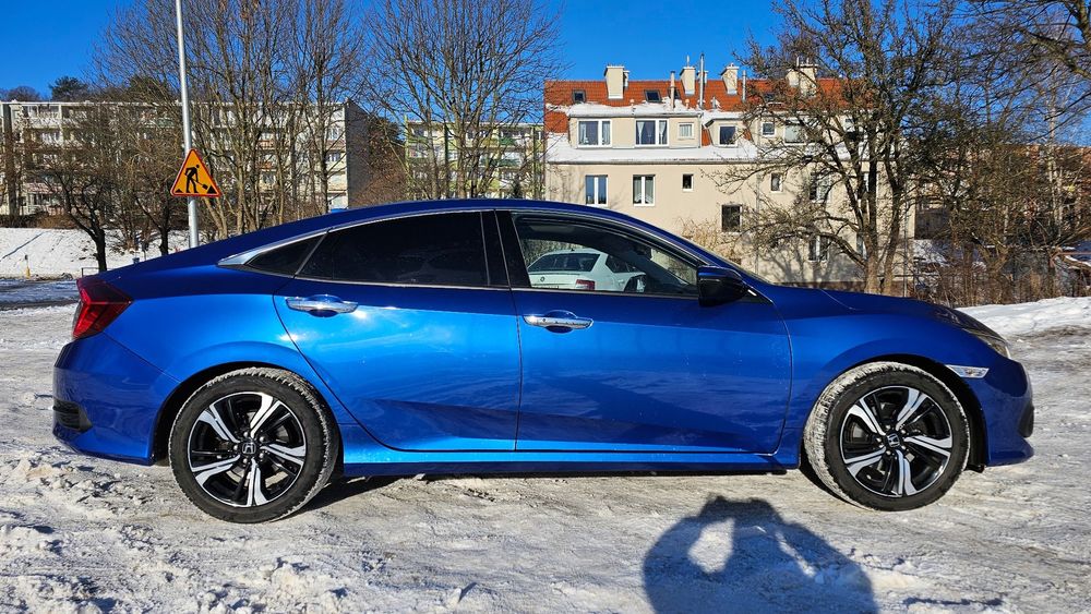 Honda Civic Honda Civic X Executive Sedan 1.5 VTEC 182 KM | 2018 | 1 właściciel