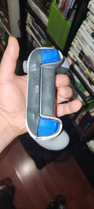 Xbox One x limited edition gears 4