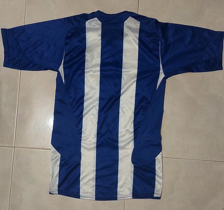 Camisola dos super Dragões