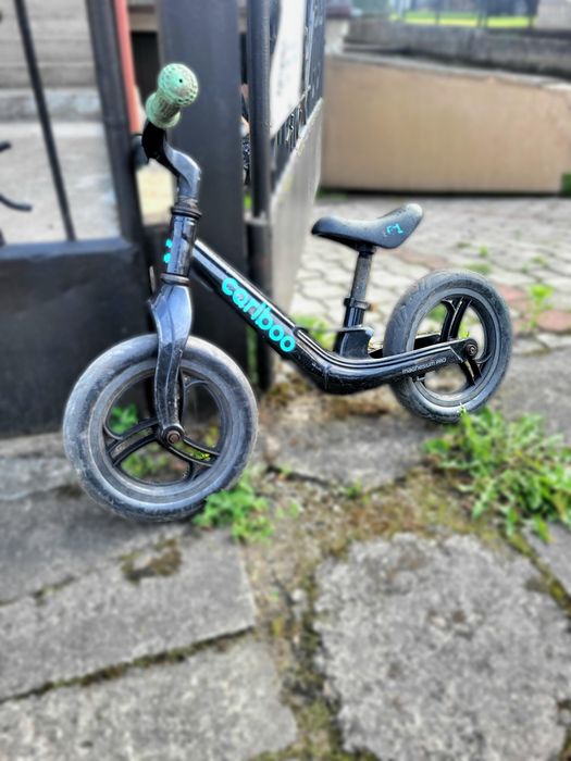 Lekki Rowerek biegowy cariboo