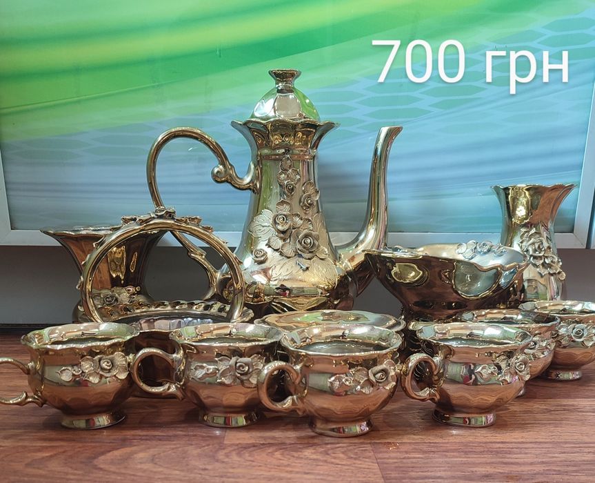 Сервіс фарфоровий