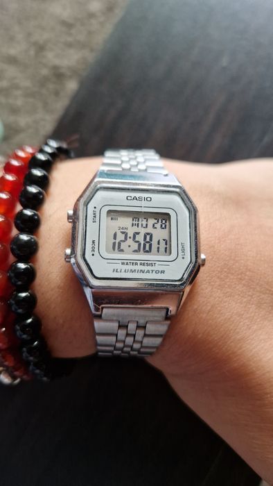 Relógio digital casio