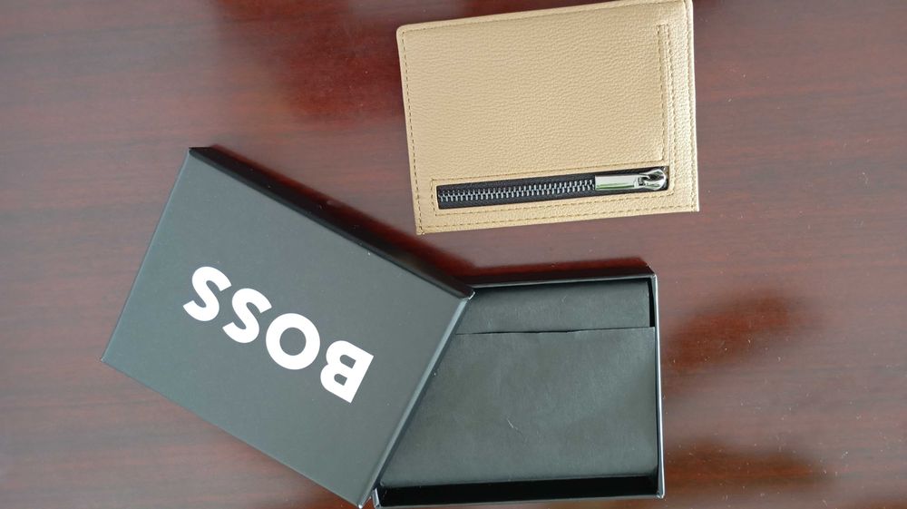 Carteira porta-cartoes HUGO BOSS *Nova*