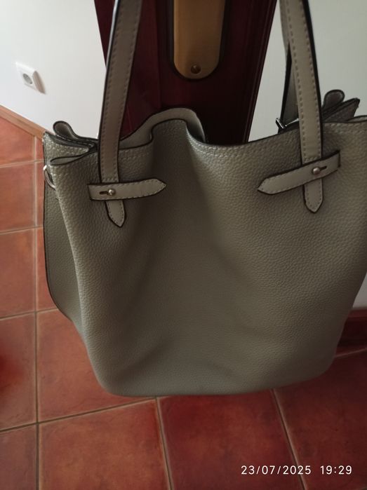 Carteira pele sintética