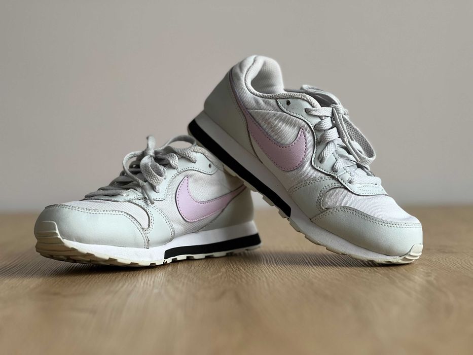 Дитячі кросівки Nike MD RUNNER 2 (GS), (р. 34.5)