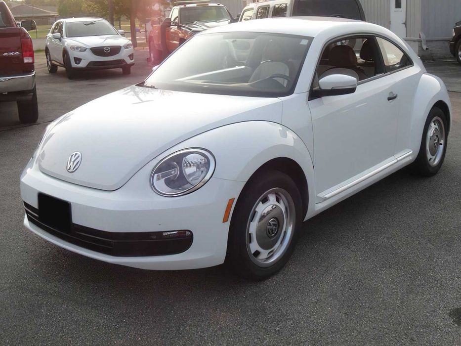 Volkswagen Beetle      2015