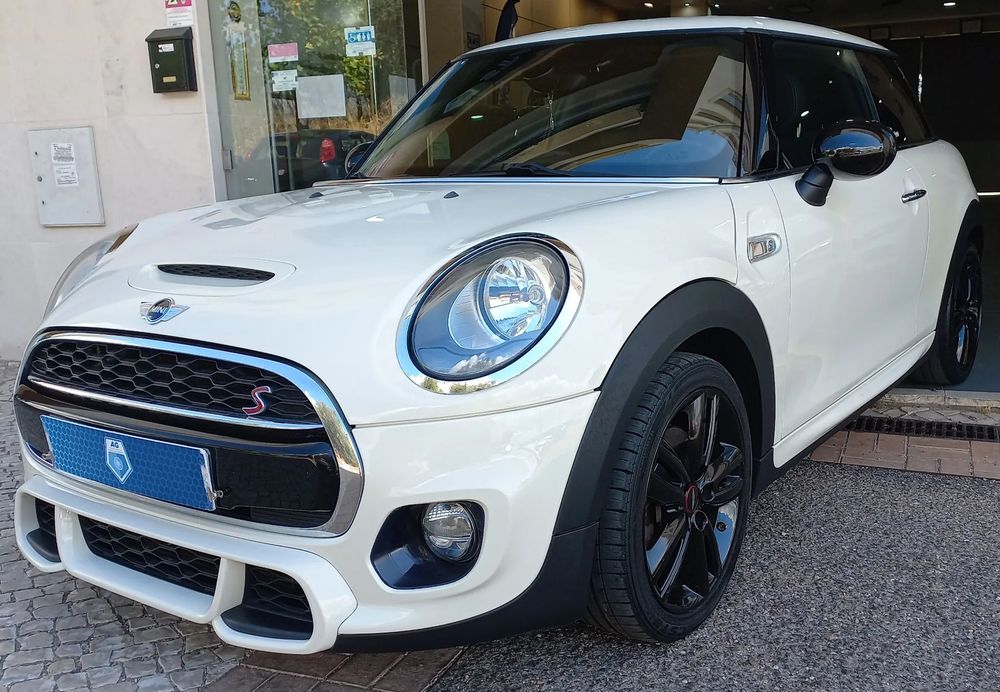 MINI 3 Portas Cooper S Sport Aut.