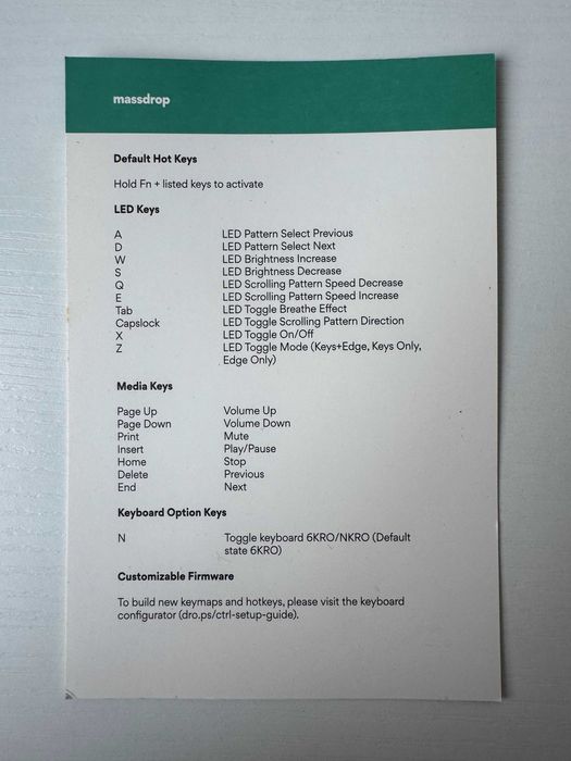 Teclado Mecânico Massdrop CTRL + Switches de Oferta