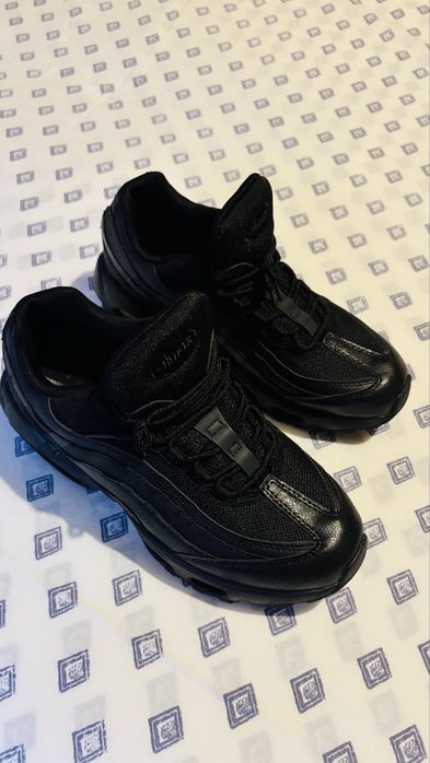 Nike Air Max 95 NOVOS
