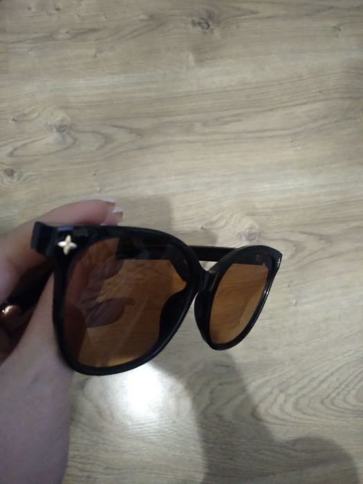 Świetne okulary przeciwsłoneczne
