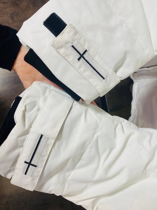 Новая зимняя куртка шикарного качества