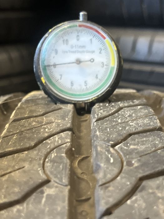 *Opony semperit 215/70/15C para