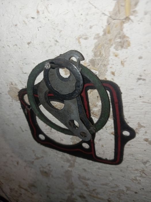 Помотору немає петані і одам діталі мінімальний. торт. СРОЧНО ТРЕБА