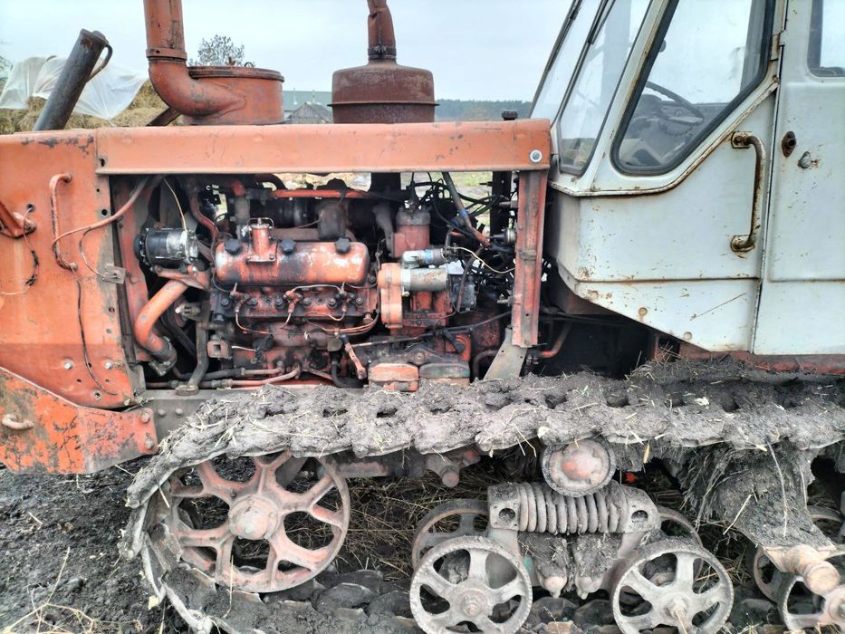 Продам гусеничний трактор т 150